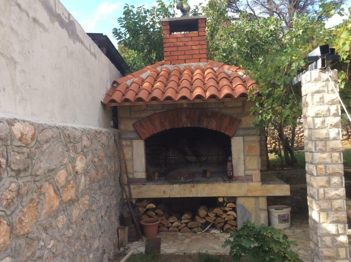 Apartman Nadia Karlobag Zewnętrze zdjęcie